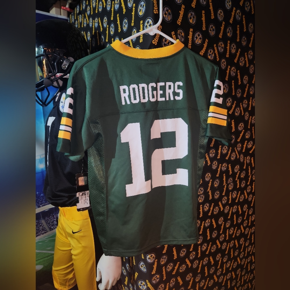 Youth Medium Aaron Rodgers Green Bay Packers Jersey